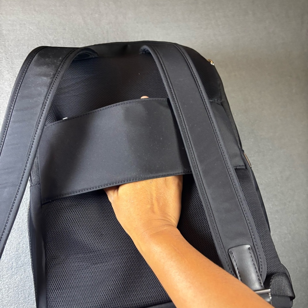 Away The Everywhere Zip Black Backpack Jet Black - Picture 5 of 15